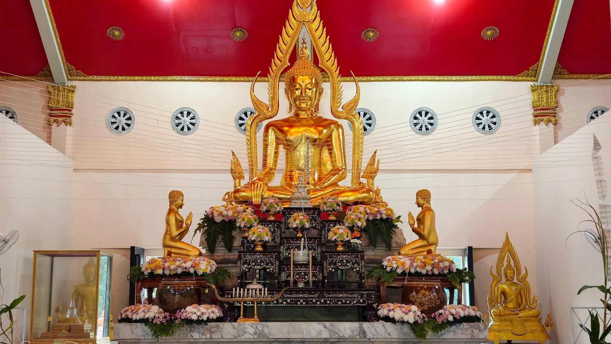 ภาพงานปิดทองฝังลูกนิมิต 9